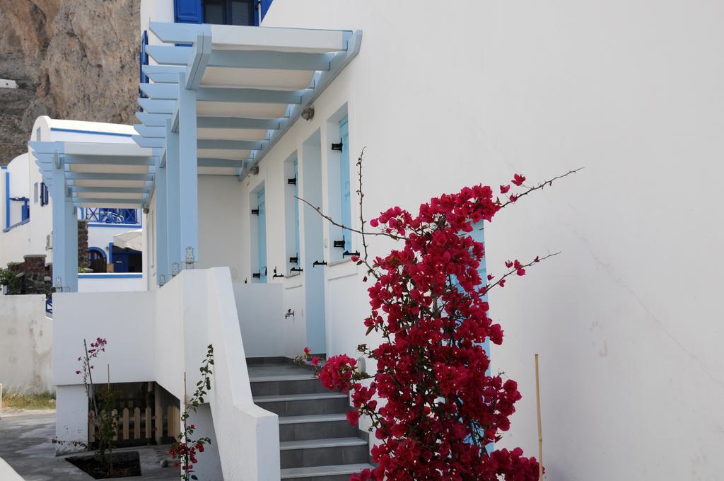 Adelphi Apartments Períssa Extérieur photo