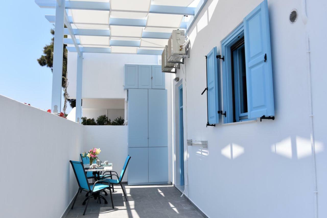 Adelphi Apartments Períssa Extérieur photo